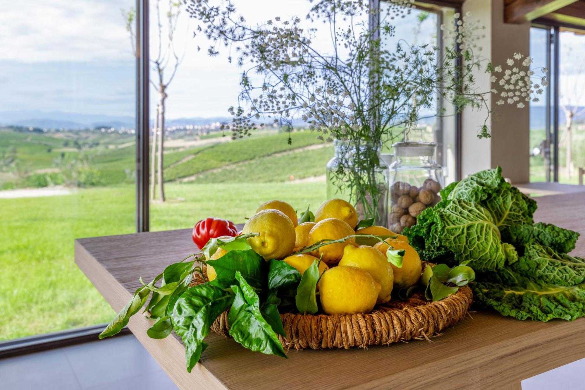 Colle Alberti Country House Cerreto Guidi Bagian luar foto