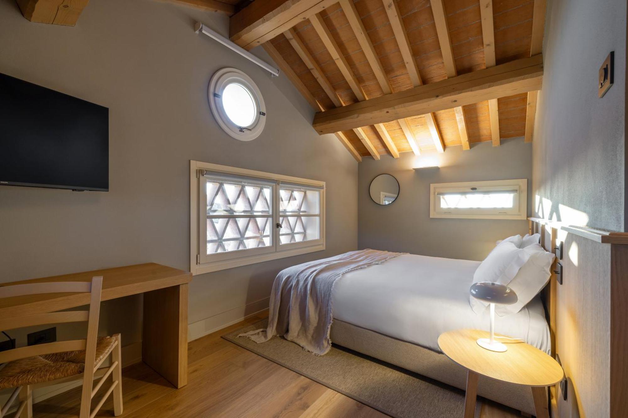 Colle Alberti Country House Cerreto Guidi Bagian luar foto